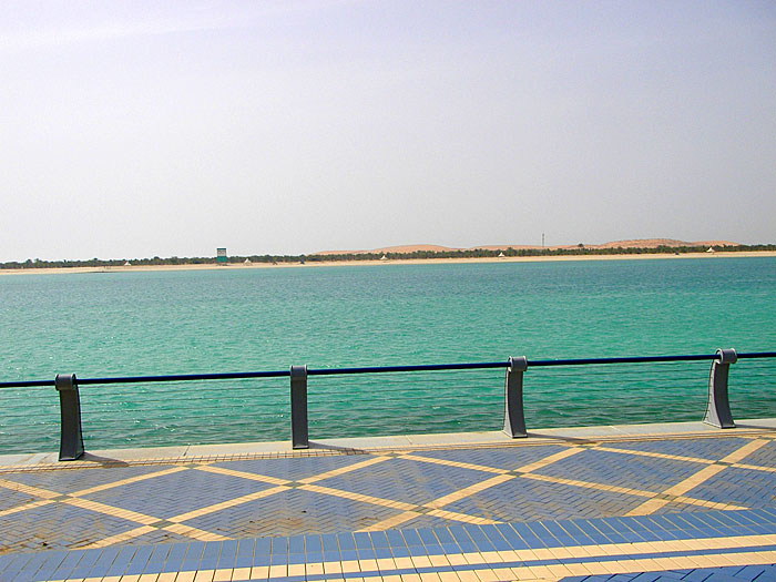 Abu Dhabi auh corniche 2