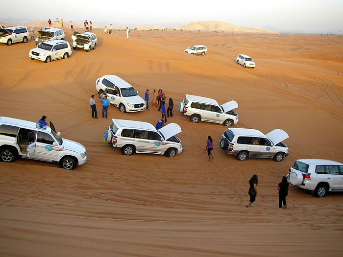 dubai desert safari cars